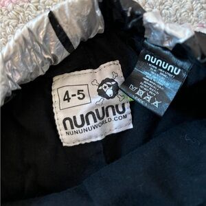 Excellent condition size 4/5 Nununu